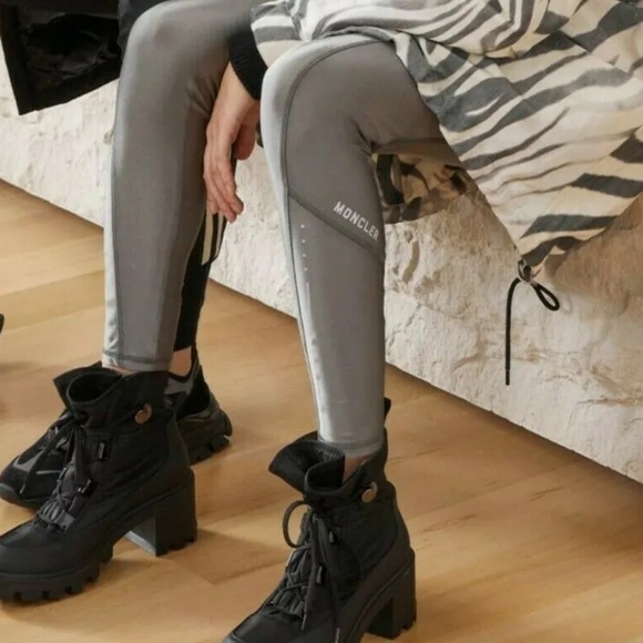 NIB Moncler Cheryne boot - Picture 3 of 6